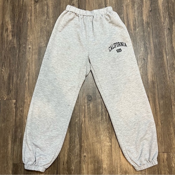 Girls Gray California Logo Elastic Waist Sweatpants Joggers Size 10 - Picture 3 of 6